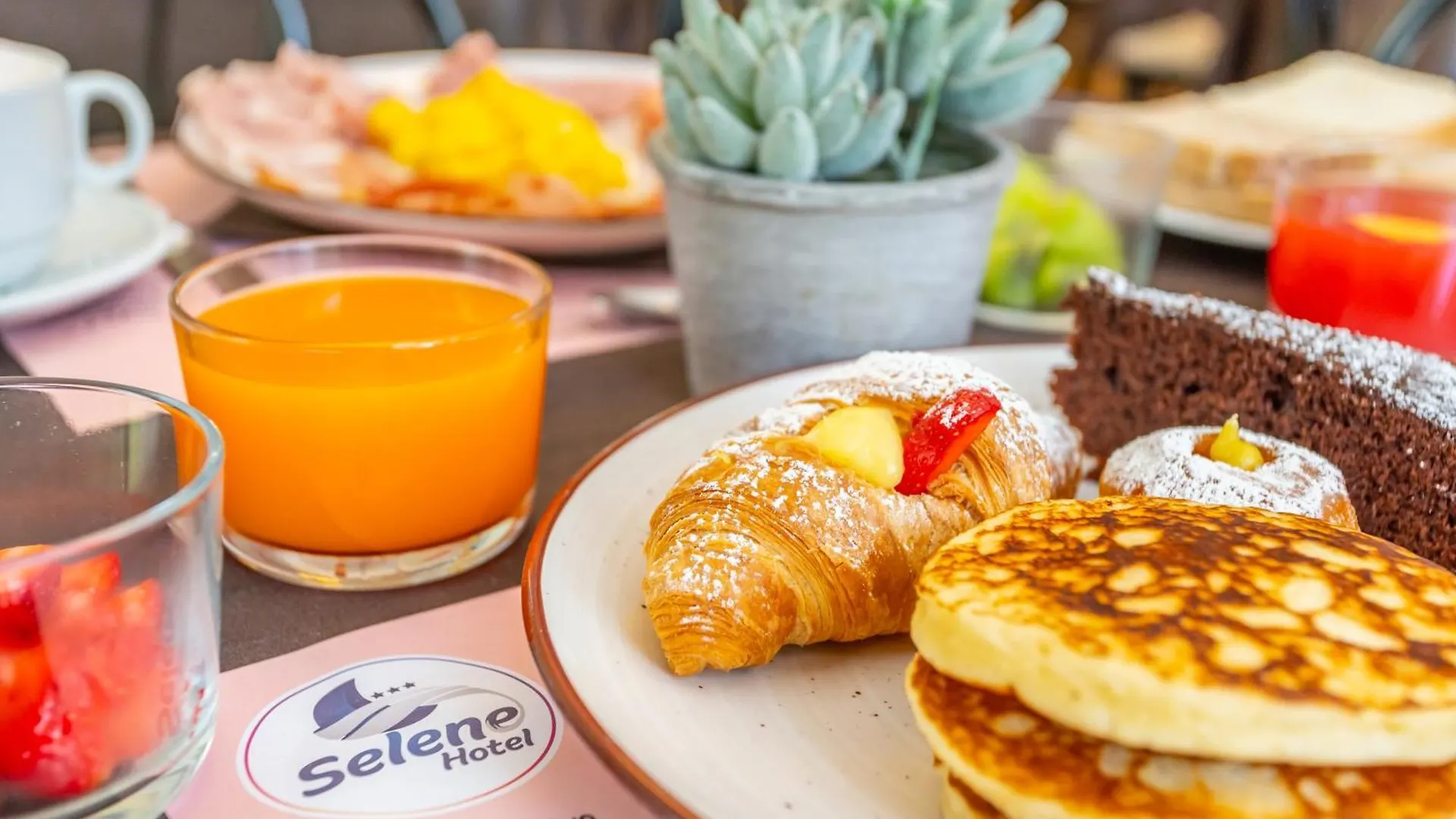 Hotel Selene - Vista Mare Riccione Italy